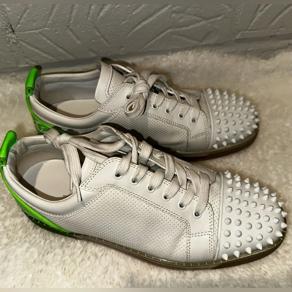 Christian Louboutin - Louis Junior Spikes sneakers Size 44 - Picture 4 of 15